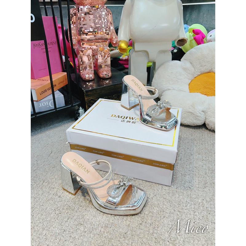 Guốc đế đúp kết nơ đá bạc bling bling đi được 2 kiểu sandal và guốc
