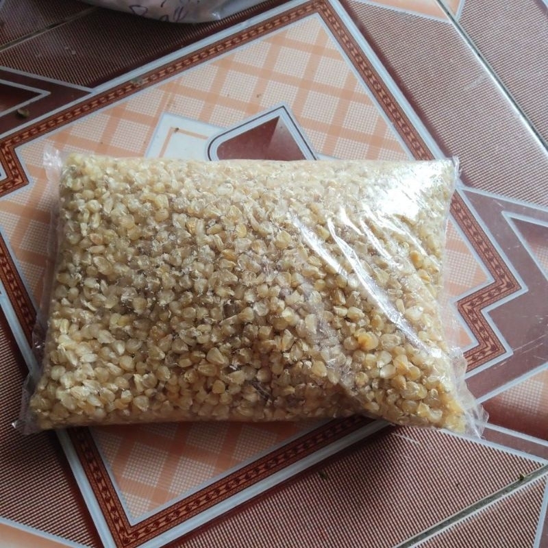 Ngô nếp luộc, phơi khô