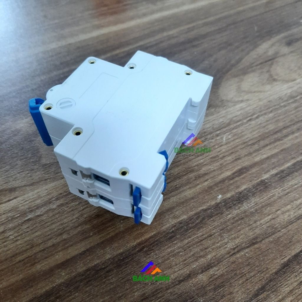 Aptomat AC MCB 2 Pha NXB-63 Chrmshdg 16A~ 63A  xanh