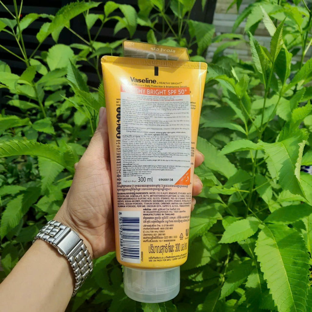 Serum chống nắng cơ thể Vaseline 50x bảo vệ da với SPF 50+ PA++++ giúp da sáng hơn gấp 2X