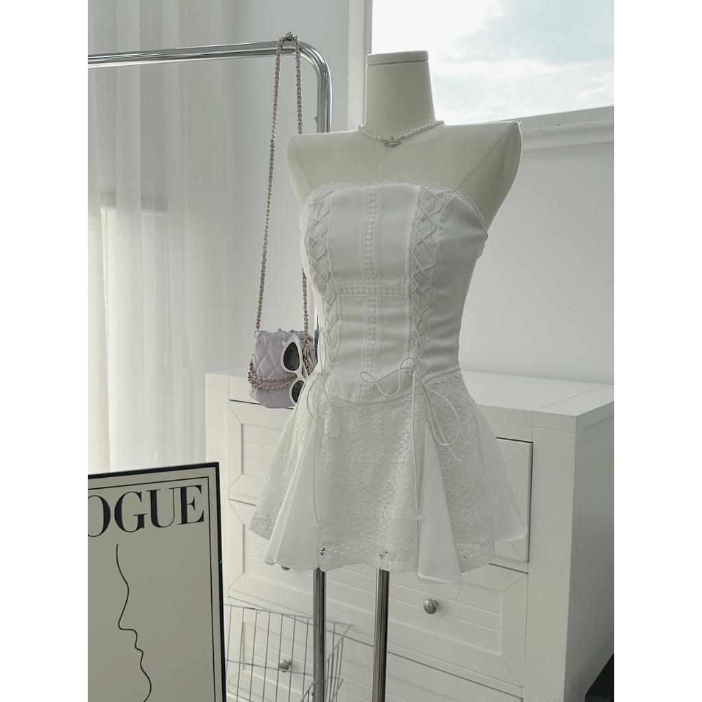 JUMPSUIT ĐẦM ỐNG CÚP NGỰC REN ĐAN DÂY XÒE REN CỘT NƠ ONEC