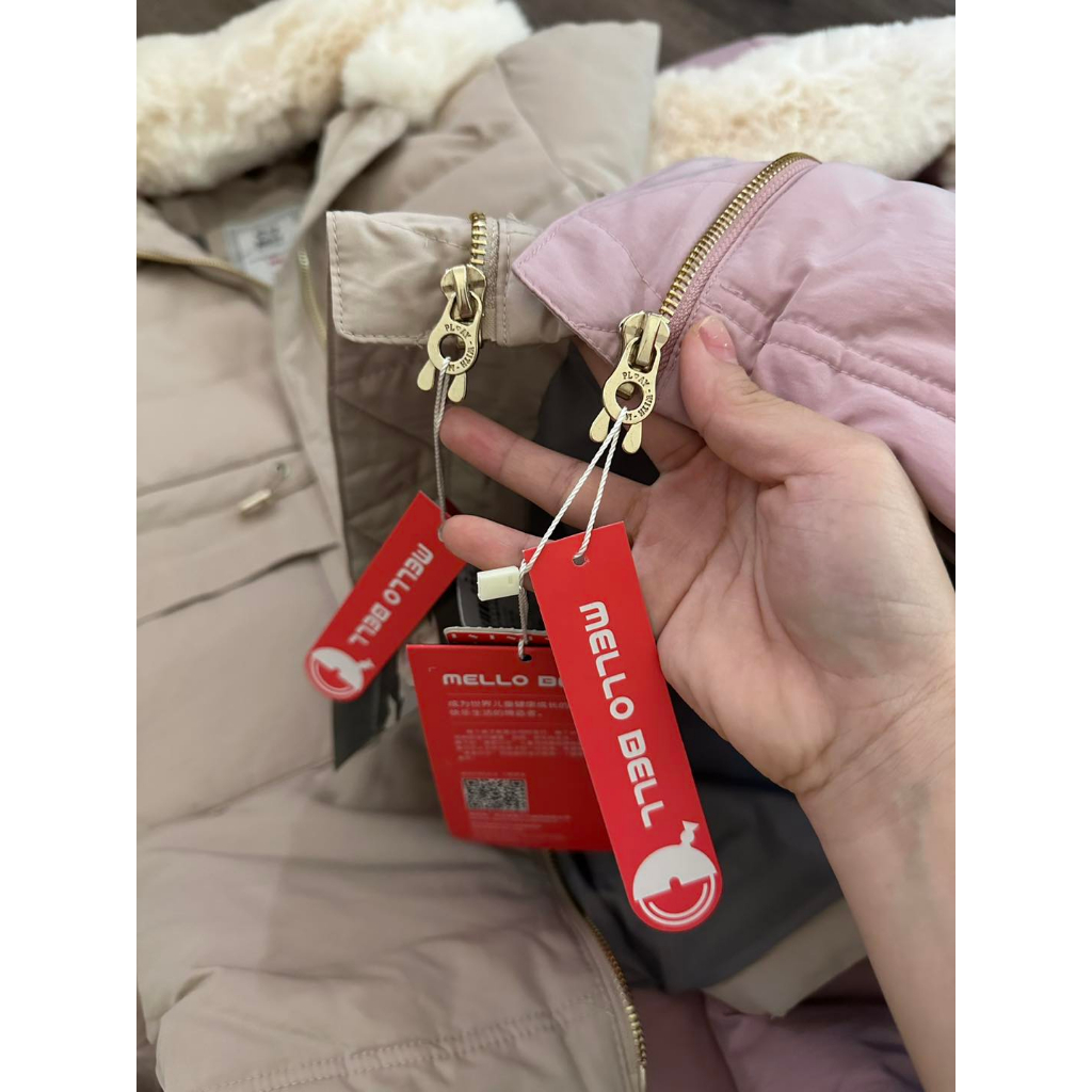 Áo khoác parka lông vũ rút eo lông mũ siêu to cho bé