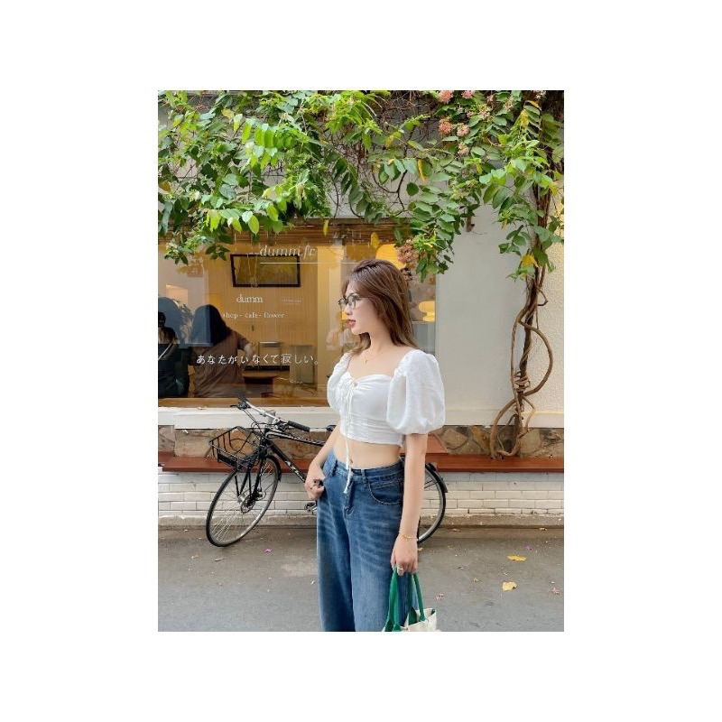 Áo croptop trễ vai tay phồng