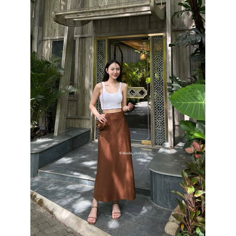 𝐌𝐚𝐧𝐠𝐨 𝐒𝐤𝐢𝐫𝐭 - Chân Váy Xuông Đơn Giản Không Nhăn