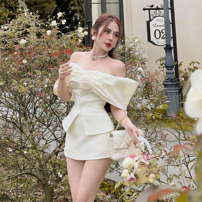 𝐌𝐀𝐑𝐂𝐘 𝐒𝐄𝐓 Áo trễ vai bèo