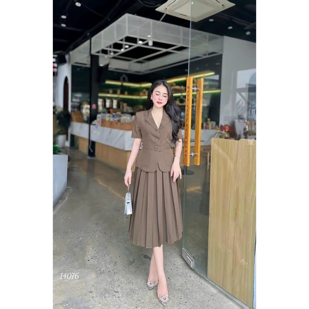 SET VÁY XẾP LI ÁO VEST THỜI TRANG THIẾT KẾ HIỆN ĐẠI - SANG CHẢNH CHO QUÝ CÔ