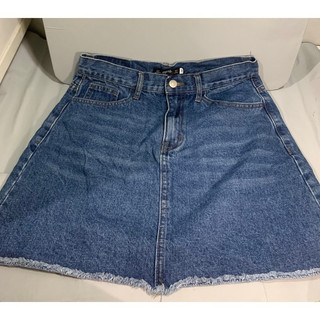 Pass chân váy jeans