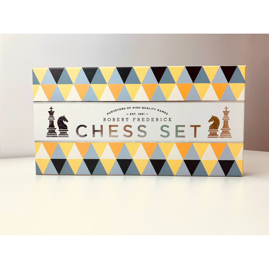 Chess Set - Pyramid Games