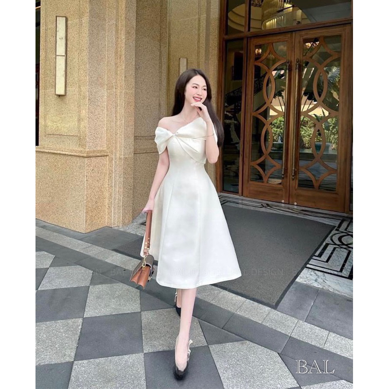 Váy Trễ Vai Nơ Đầm Dự Tiệc Dáng Dài Trắng Hồng Kèm Tag Đá Sang Chảnh