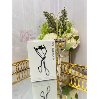 Bấm Mi Shu Uemura Eyelash Curler Có Miếng Đệm
