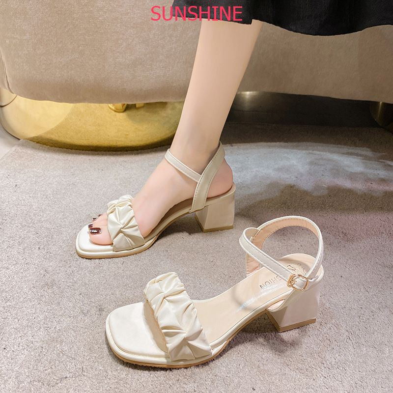 Sandal cao gót đế vuông 5p hottrend 2023 quai dúm độc lạ sang chảnh, sandal hot mùa hè  Sunshine Store A065
