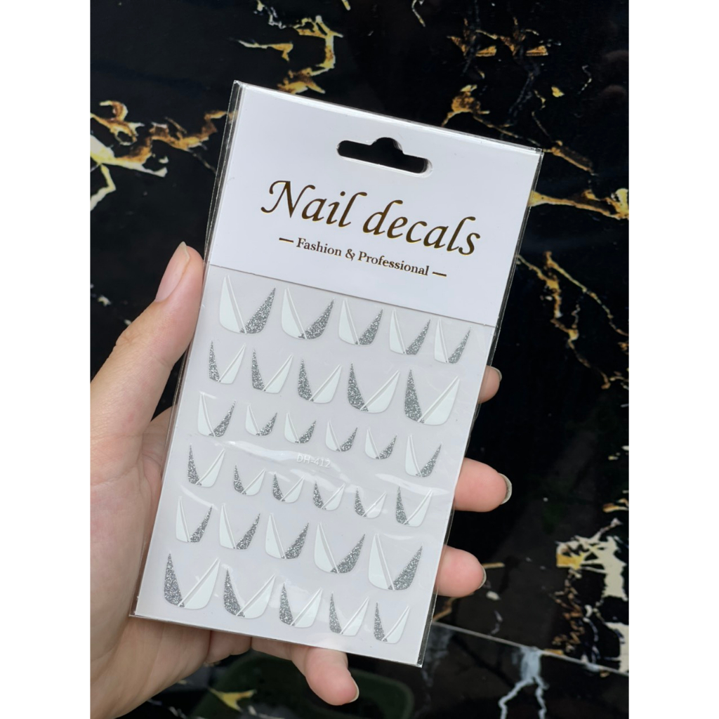 Sticker dán móng cao cấp phong cách Hàn Quốc