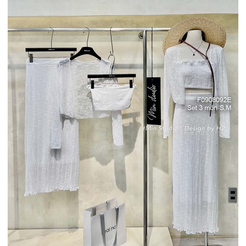 Set 3 món áo khoác tay dài áo quây croptop kèm chân váy dáng dài!