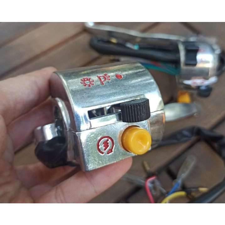 Bộ Cùm tay xe CD/67/MD/WIN có đề và không đề hàng Cao cấp