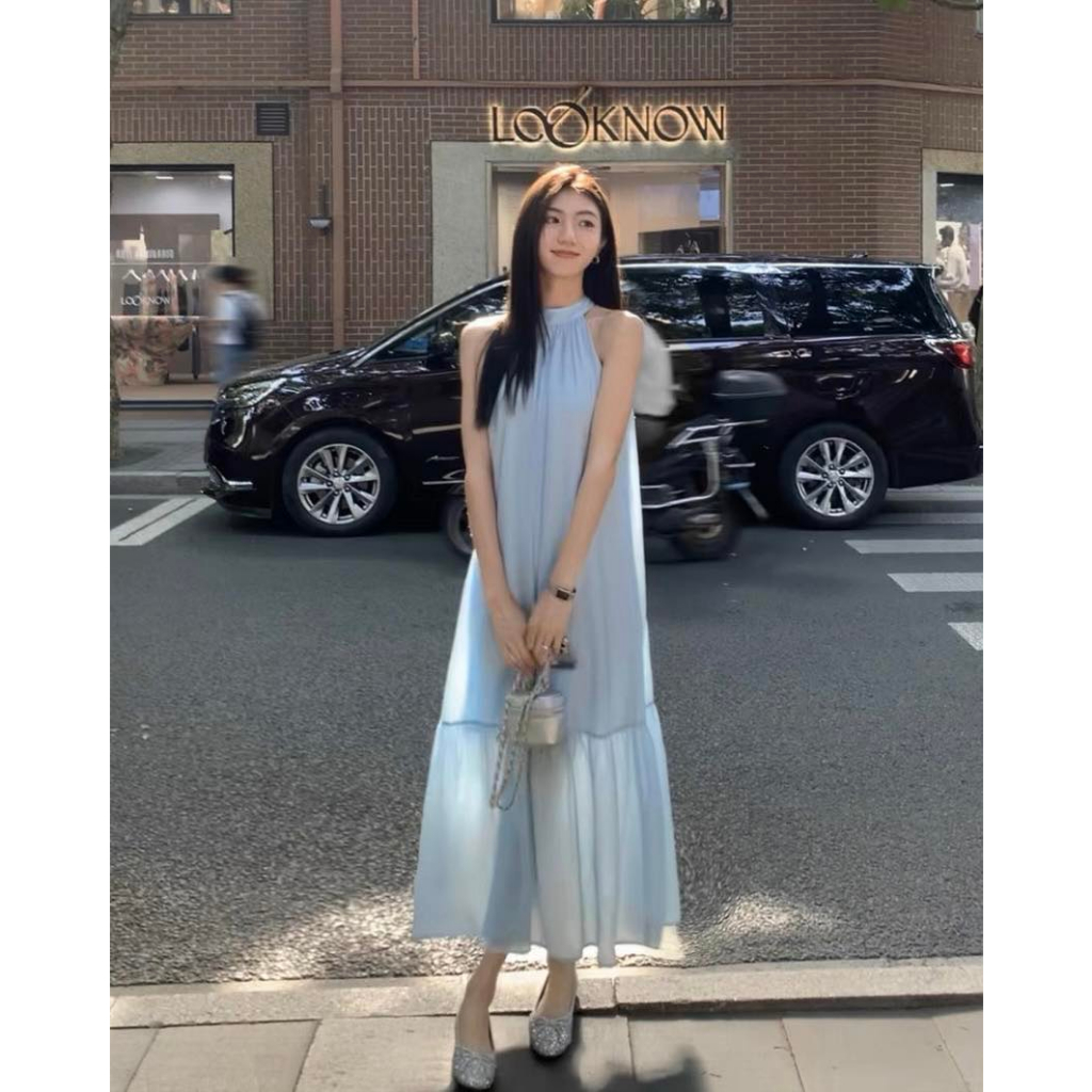 Váy maxi cổ yếm nhún ly ECLIPSE CLOTHING