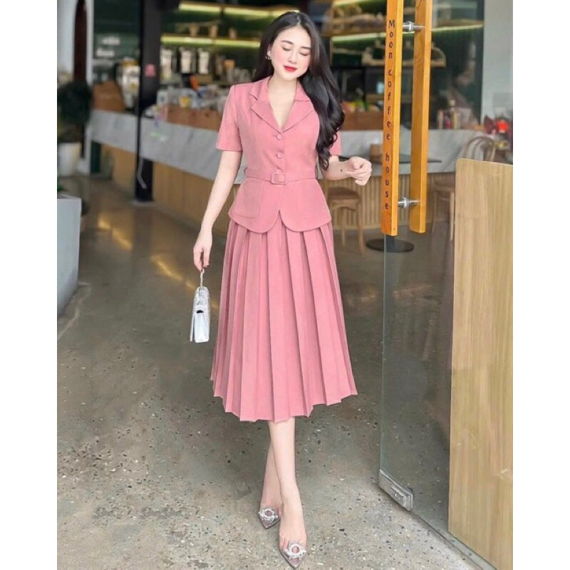 Set công sở áo peplum cổ vest chân váy xếp li _ Đầm thiết kế nhiều form size M.L.XL.2XL