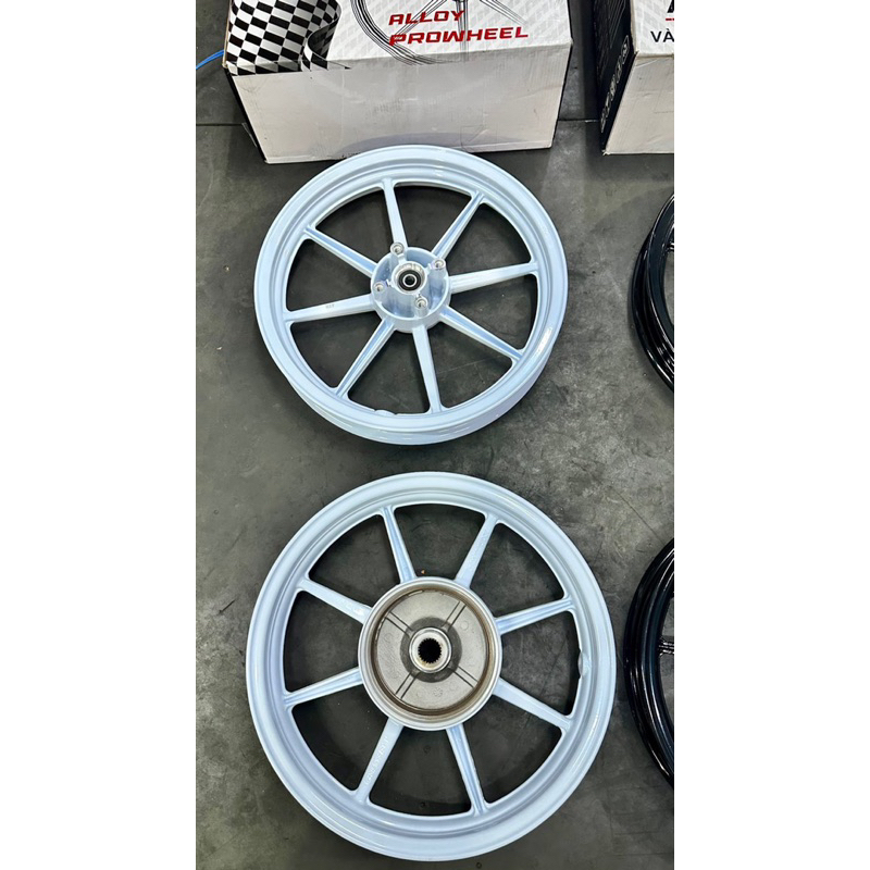 Mâm 8 cây AT  vario / click/ vision/ tay ga là được