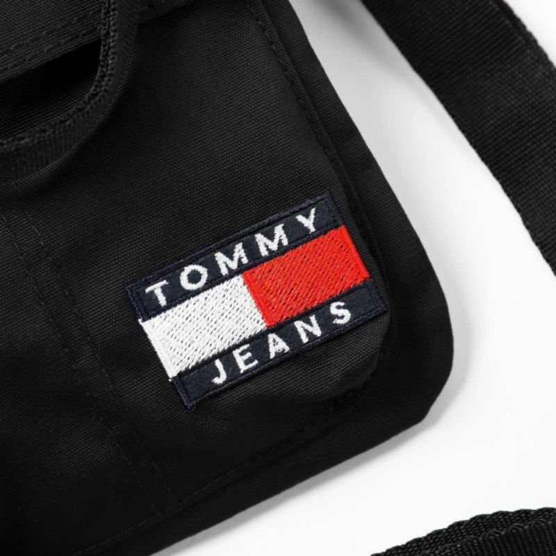 Túi chéo mini Tommy Reporter