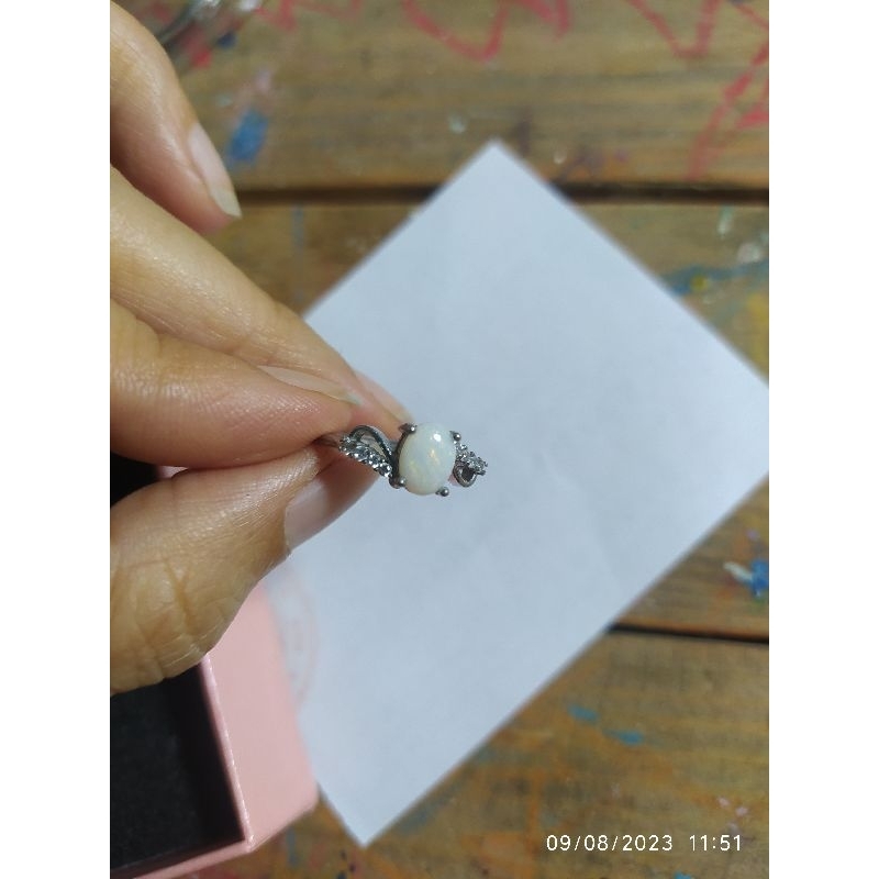 Nhẫn opal si Nhật