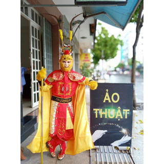 Áo choàng tôn ngộ không loại thường
