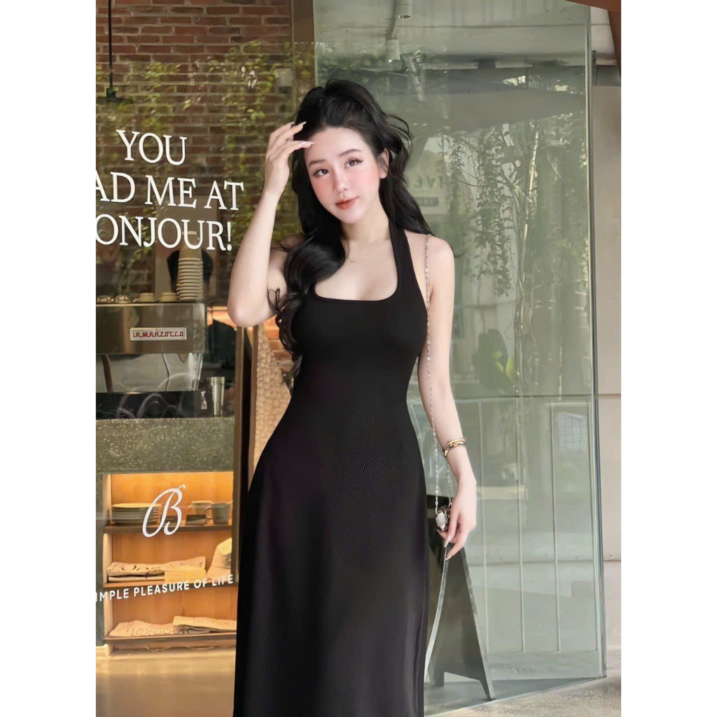 Váy body dáng ôm dây cổ yếm dự tiệc đi chơi màu đen đơn giản mặc đi chơi, đi tiệc