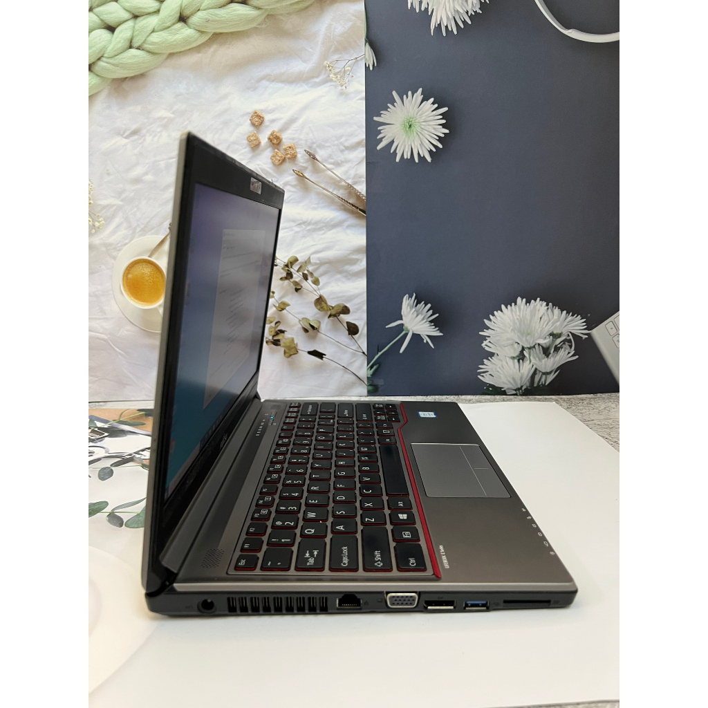 Fujitsu Lifebook E736 i5/8G/SSD 256G Laptop cũ giá rẻ, gọn nhẹ thích hơp di chuyển | BigBuy360 - bigbuy360.vn