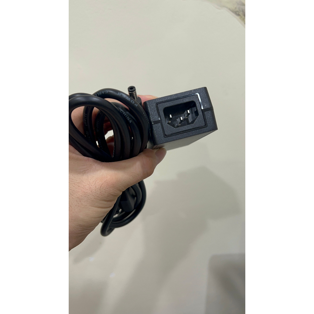 Dây nguồn 17.5v 3a cho loa  --