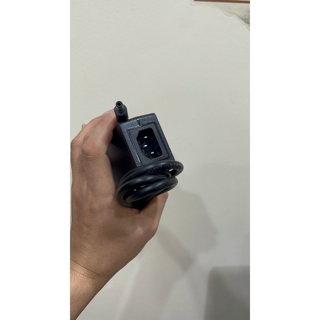 Dây nguồn 17.5v 3a cho loa  --