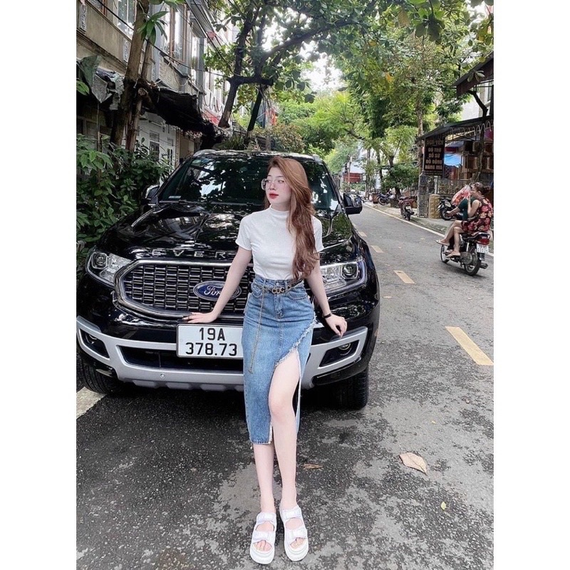 CHÂN VÁY JEANS DENIM XẺ CHÉO VÁ TÚI ÔM BODY | BigBuy360 - bigbuy360.vn