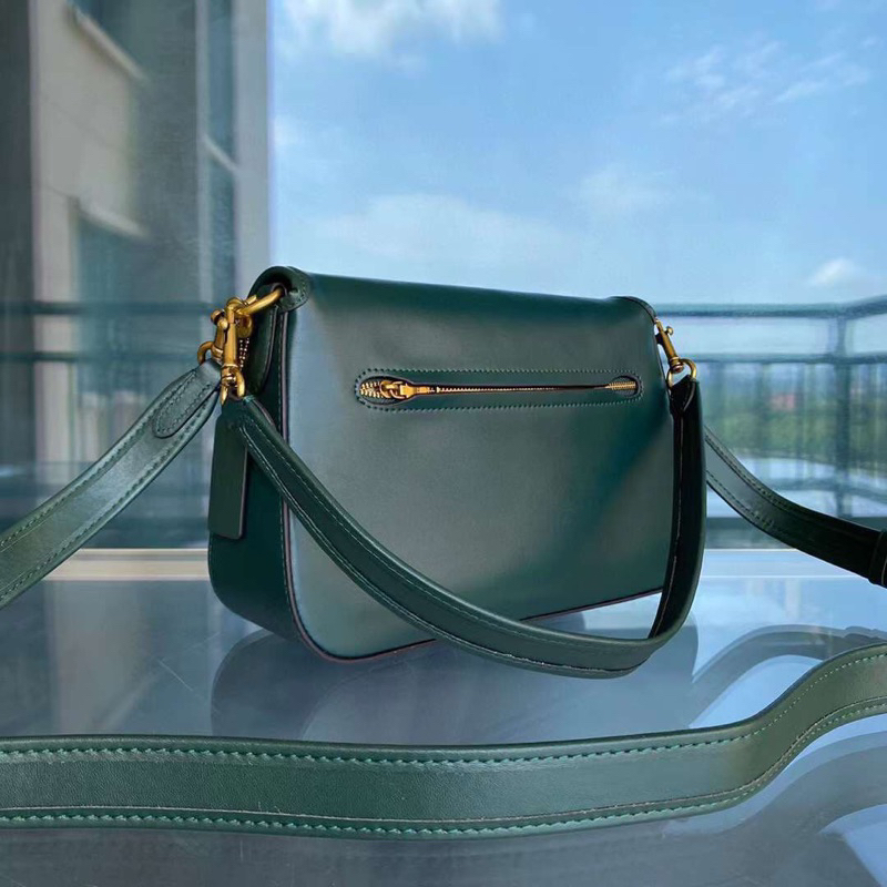 Túi Coach soft tabby