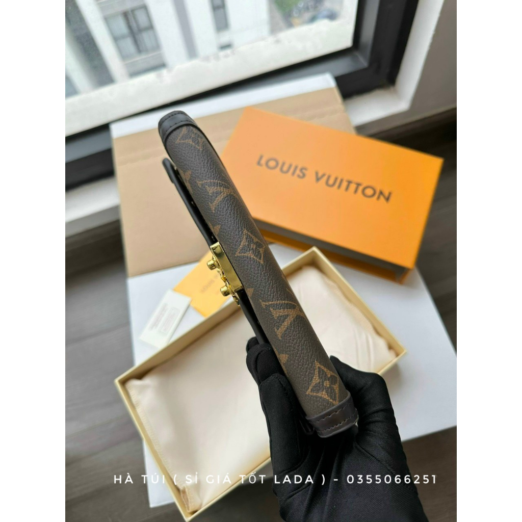 Ví dài nữ Eo vì khóa vuông vip dày dặn vừa đt