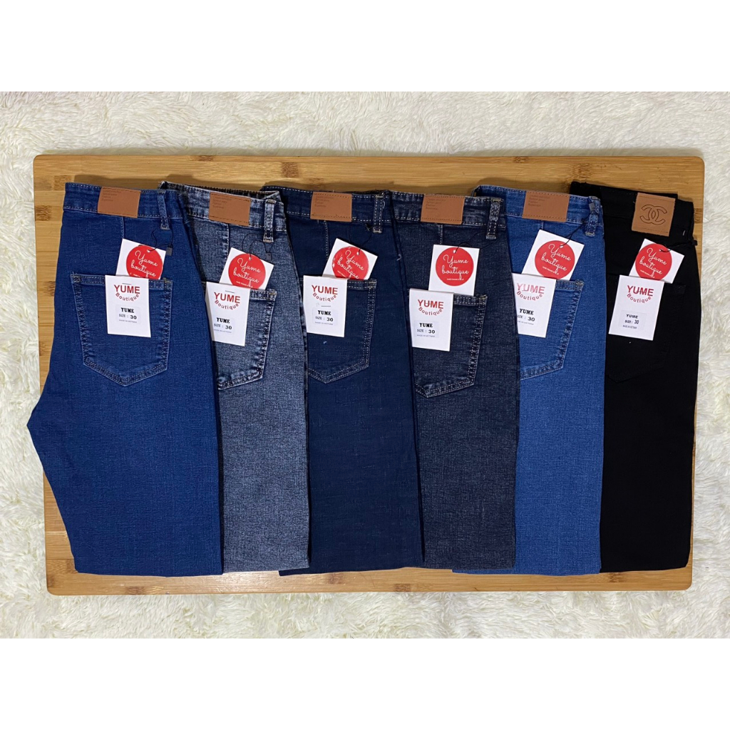 Quần dài jean nữ Giảm Giá  có size 25-29 . Vải dày và co giãn