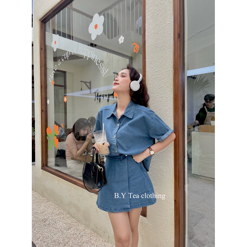 Set jean nữ, áo sơ mi tay ngắn đuôi tôm cúc bấm mix chân váy vạt chéo Thời Trang B.Y Tea Clothing