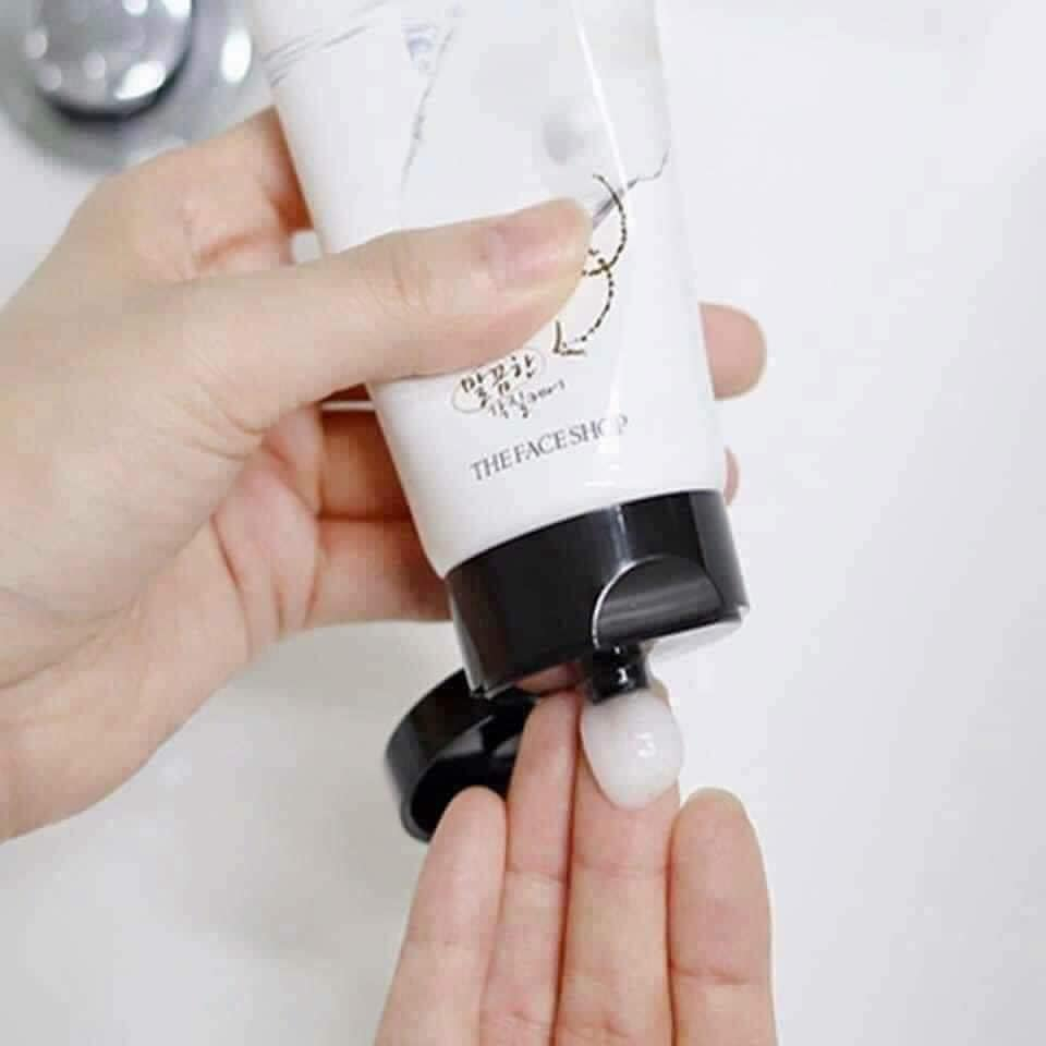 Tẩy da chết ngọc trai The Faceshop
