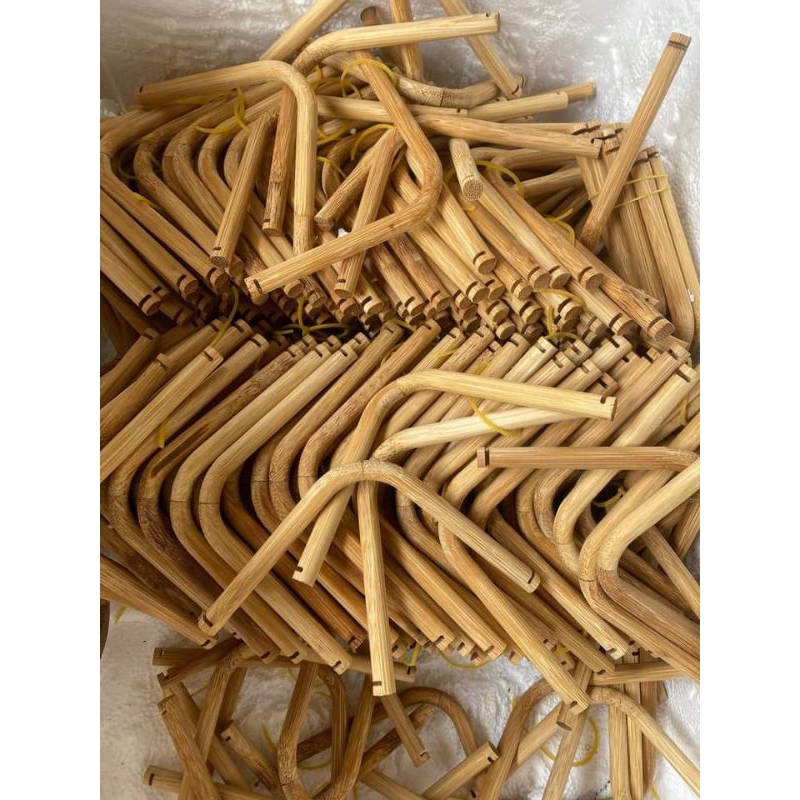 Cầu góc tre già vuông dành cho lồng chào mào