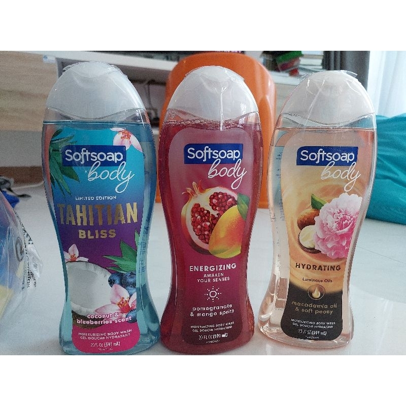 DẦU TẮM SOFTSOAP BODY WASH -  20oz .mỹ - honey&orange/ splash&berry / oils&peomy