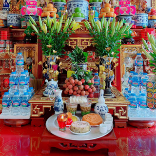 Khay bày tháp nước mica: tháp 2 tầng, 3 tầng vuông, tròn