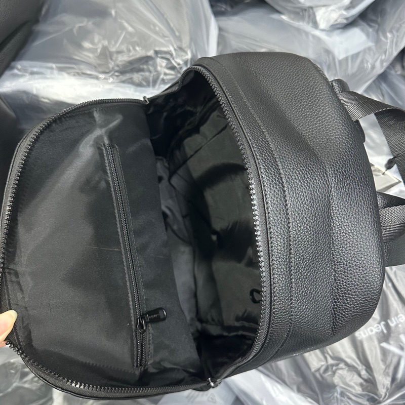 Balo calvin klein dư zịn