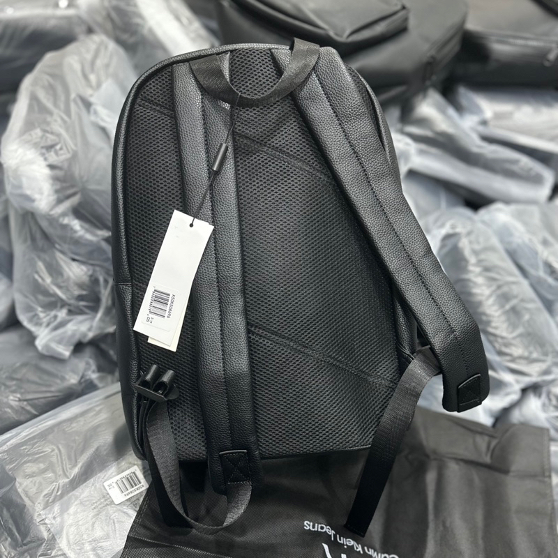 Balo calvin klein dư zịn