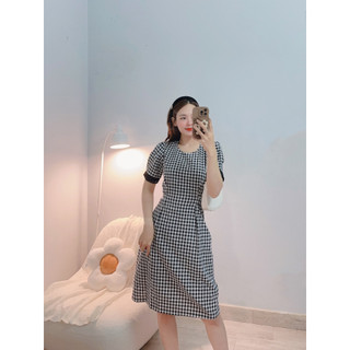 Đầm caro cổ tròn tay ngắn phối viền đen - hình shop chụp thật