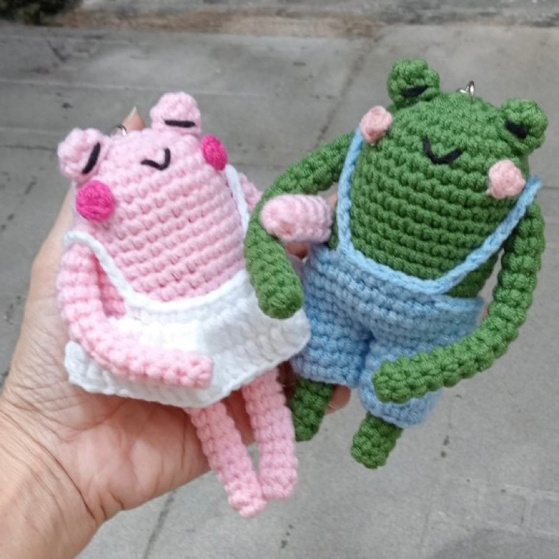 Móc khoá ếch tay dài bằng len đáng iu handmade