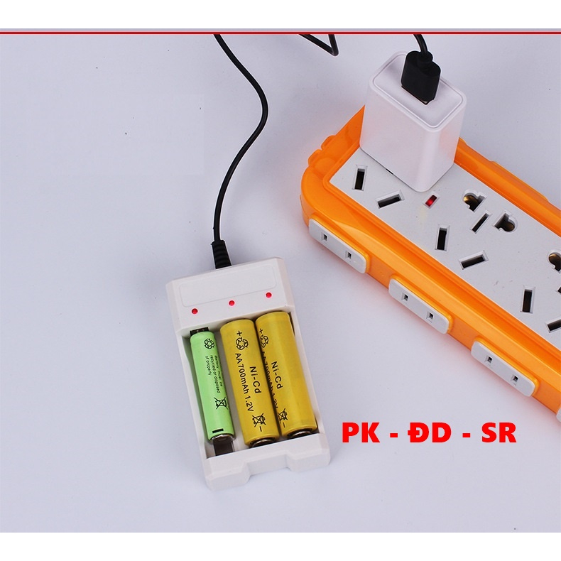 Bộ Sạc Pin Đa Năng 3 Khe - Siêu Rẻ