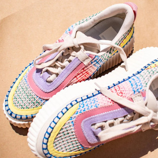 Giày sneaker họa tiết xuất khẩu