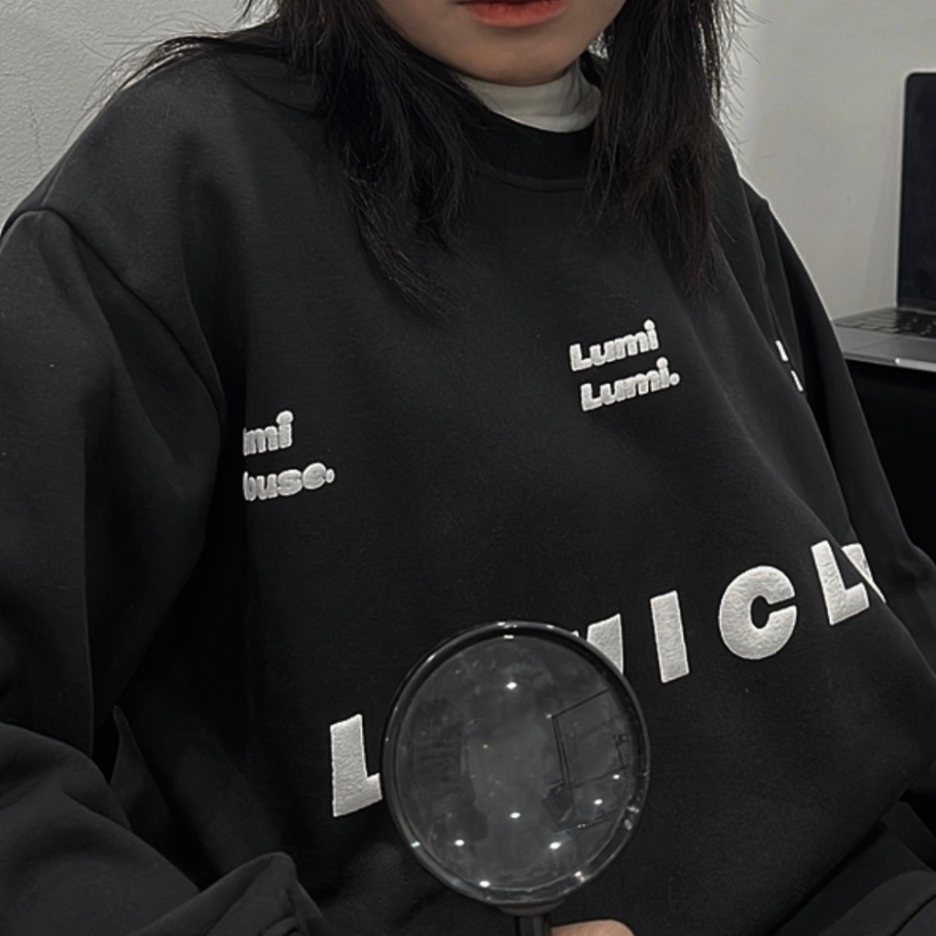 ÁO SWEATER ĐEN LUMICLUB TRẮNG NỔI D18 LUMIHOUSE