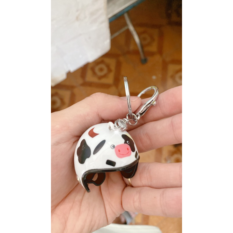Móc khoá hình nón bảo hiểm dễ thương, móc chìa khoá hình chiếc mũ bảo hiểm đáng yêu cute