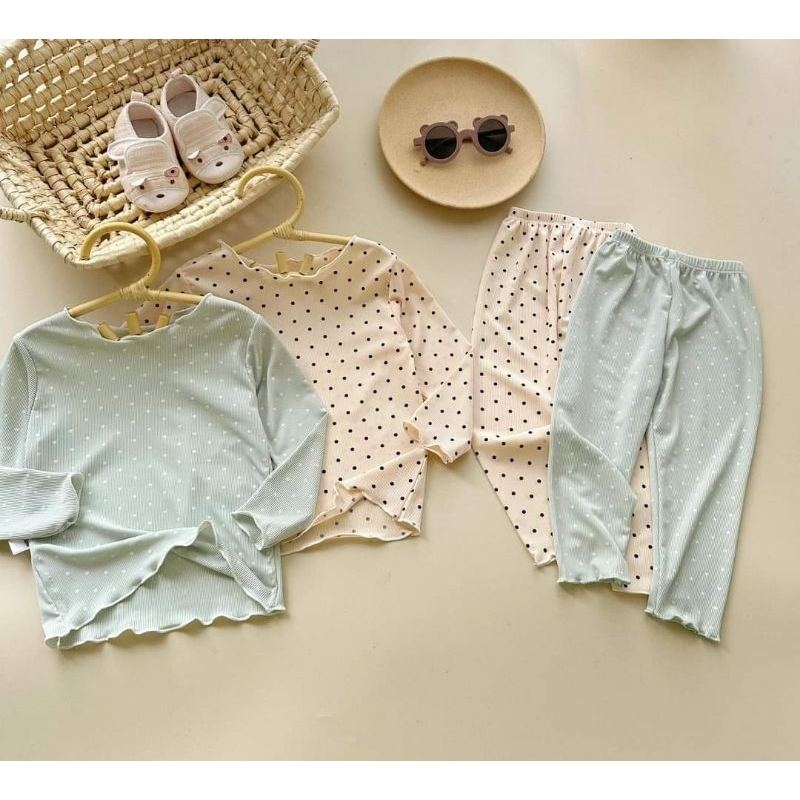 Bộ thu đông thun tăm cho bé gái 7 - 19kg chấm bi mềm mát