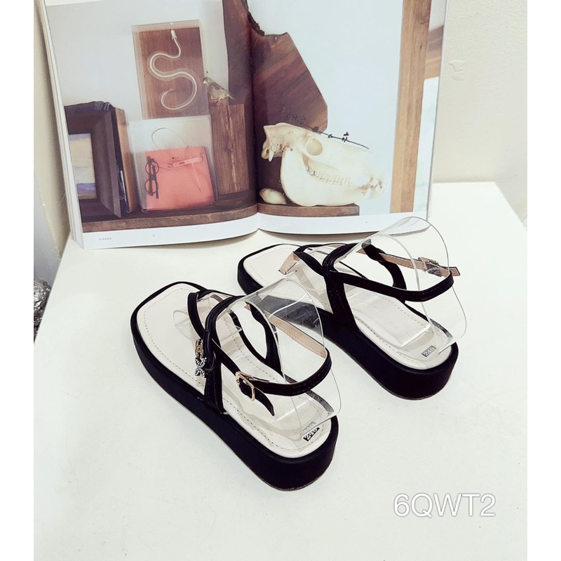 Sandal Bánh Mì Kẹp Mãnh Siêu Xinh Êm Đẹp