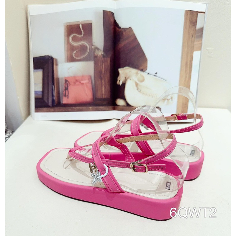 Sandal Bánh Mì Kẹp Mãnh Siêu Xinh Êm Đẹp