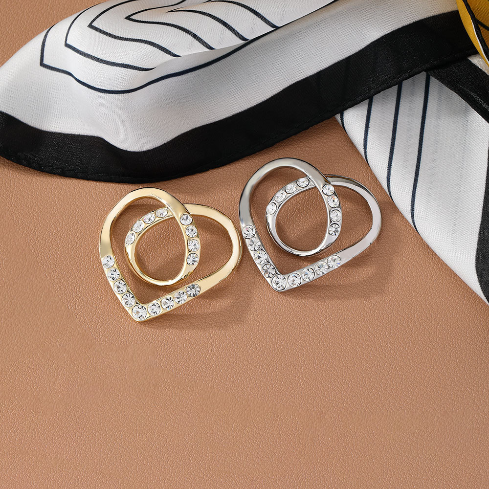 Ghim cài khóa vòng tim đá tạo eo croptop thắt eo váy áo khăn choàng tiện lợi sang trọng trang trí đẹp Tatitava