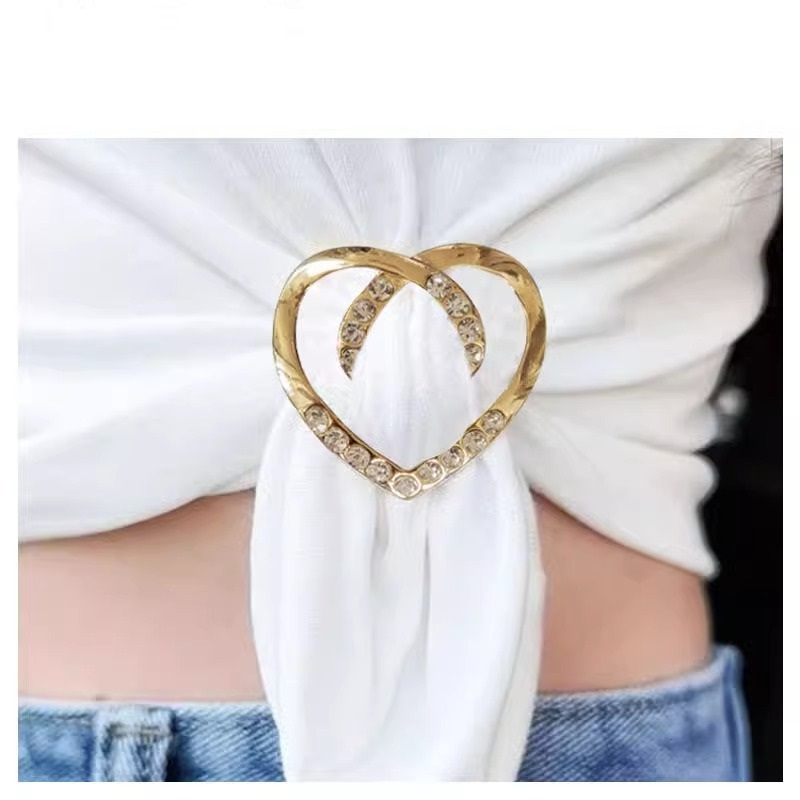 Ghim cài khóa vòng tim đá tạo eo croptop thắt eo váy áo khăn choàng tiện lợi sang trọng trang trí đẹp Tatitava